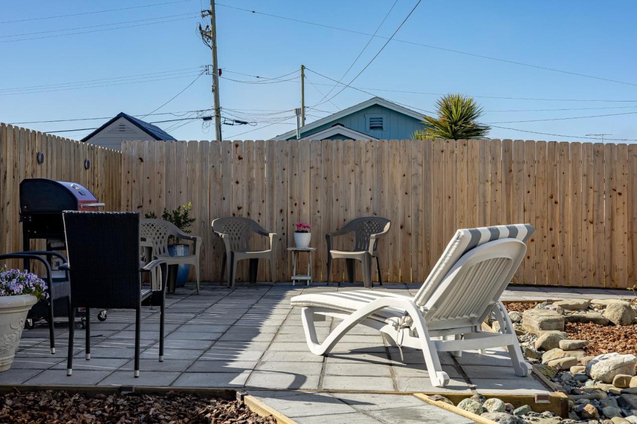Beach House On Perch Eureka Exterior photo